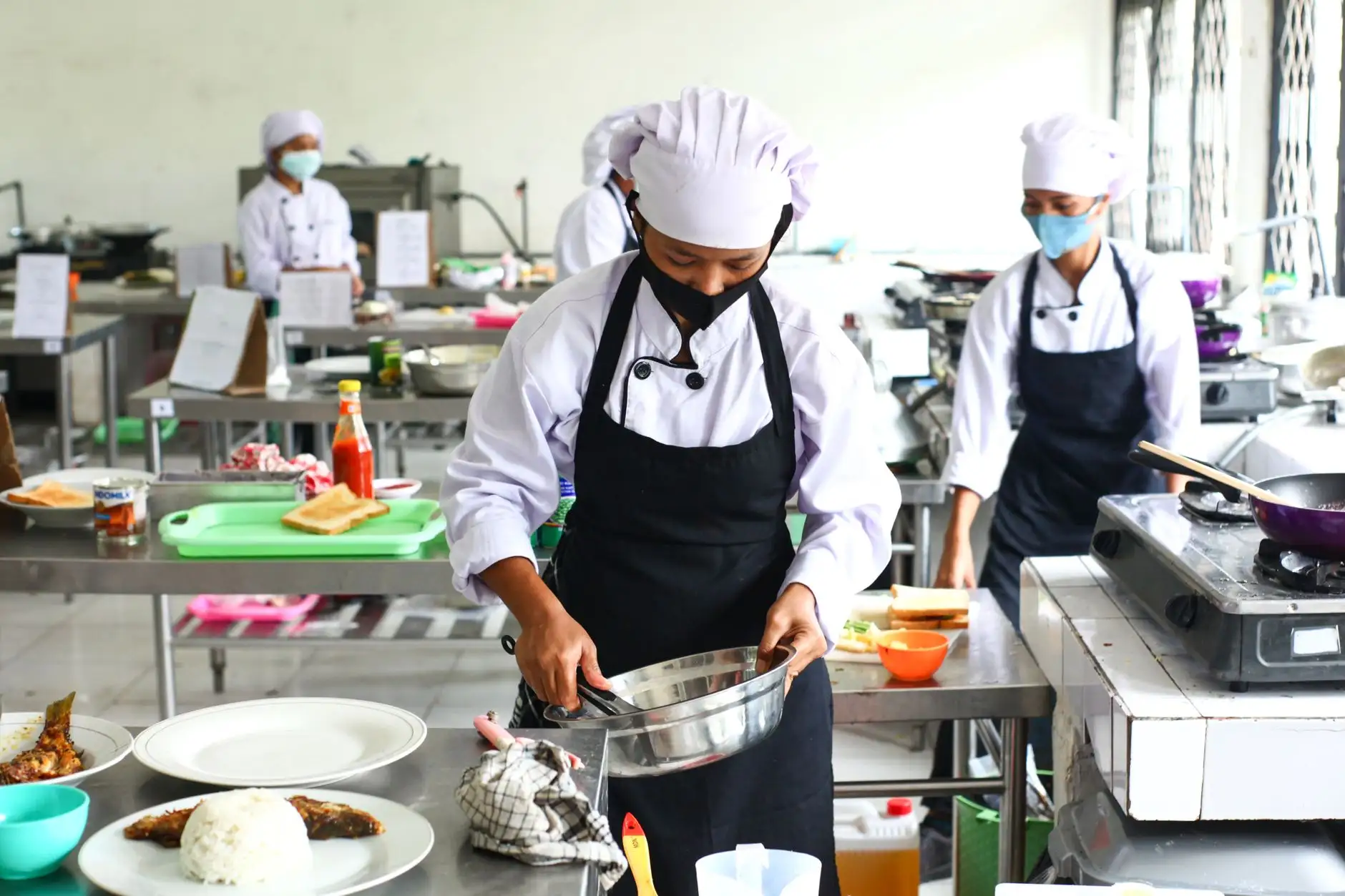2025年华南地区商贸服务行业食品供应链质量管控新标准解读